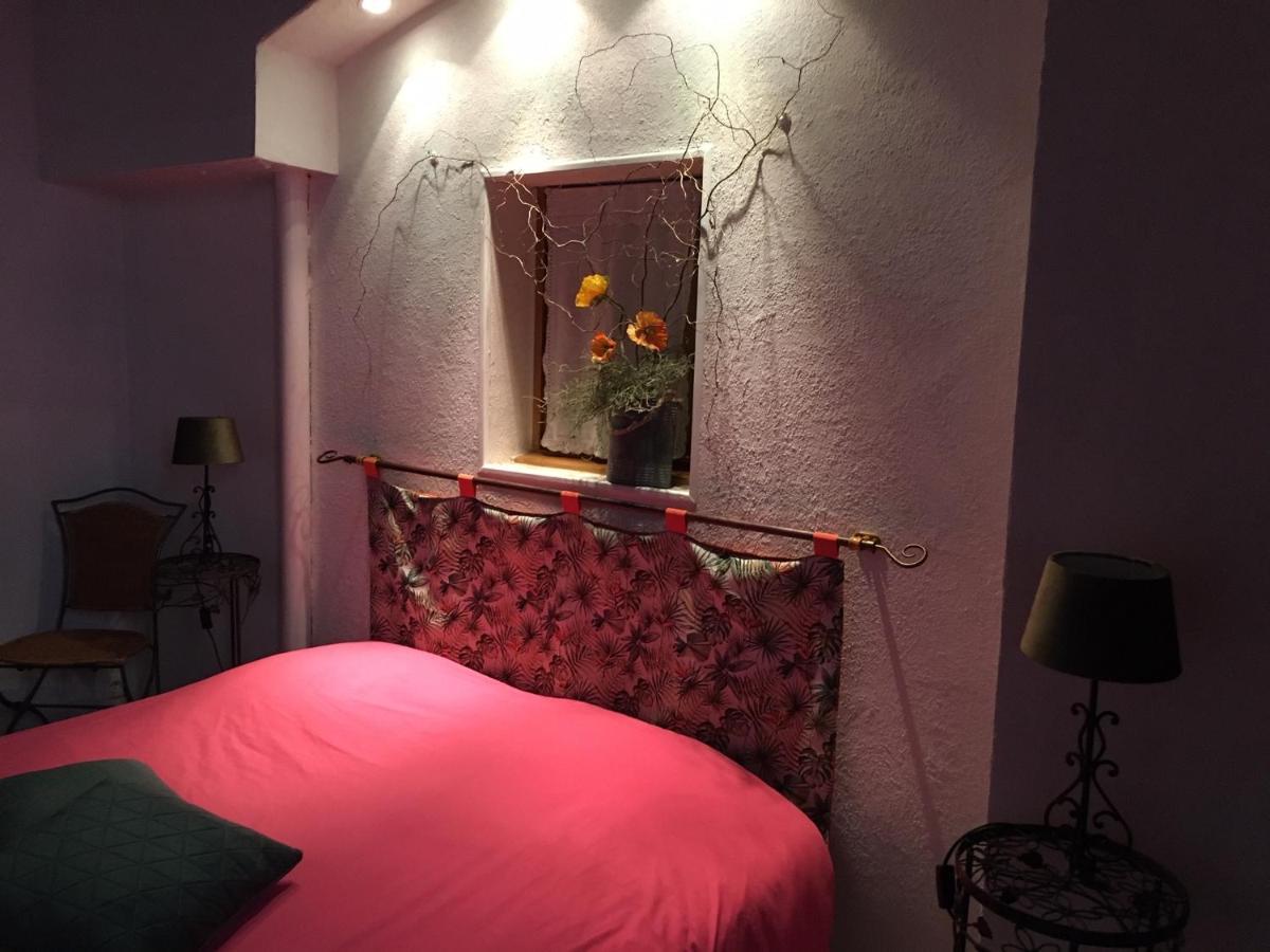 Bed and Breakfast Les Ateliers D'Art Roanne Exterior foto