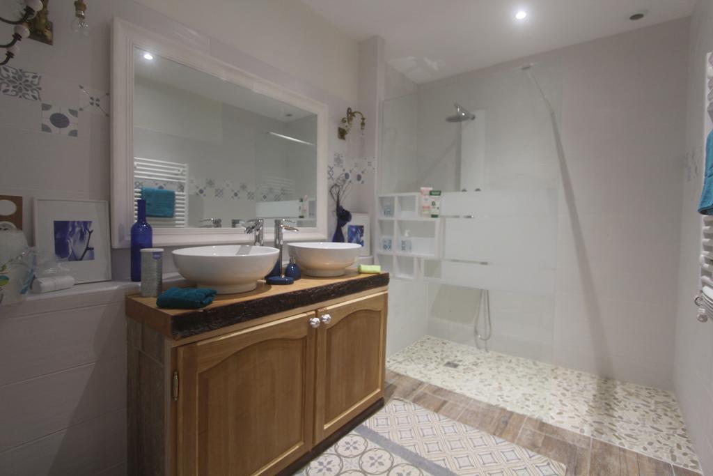 Bed and Breakfast Les Ateliers D'Art Roanne Exterior foto