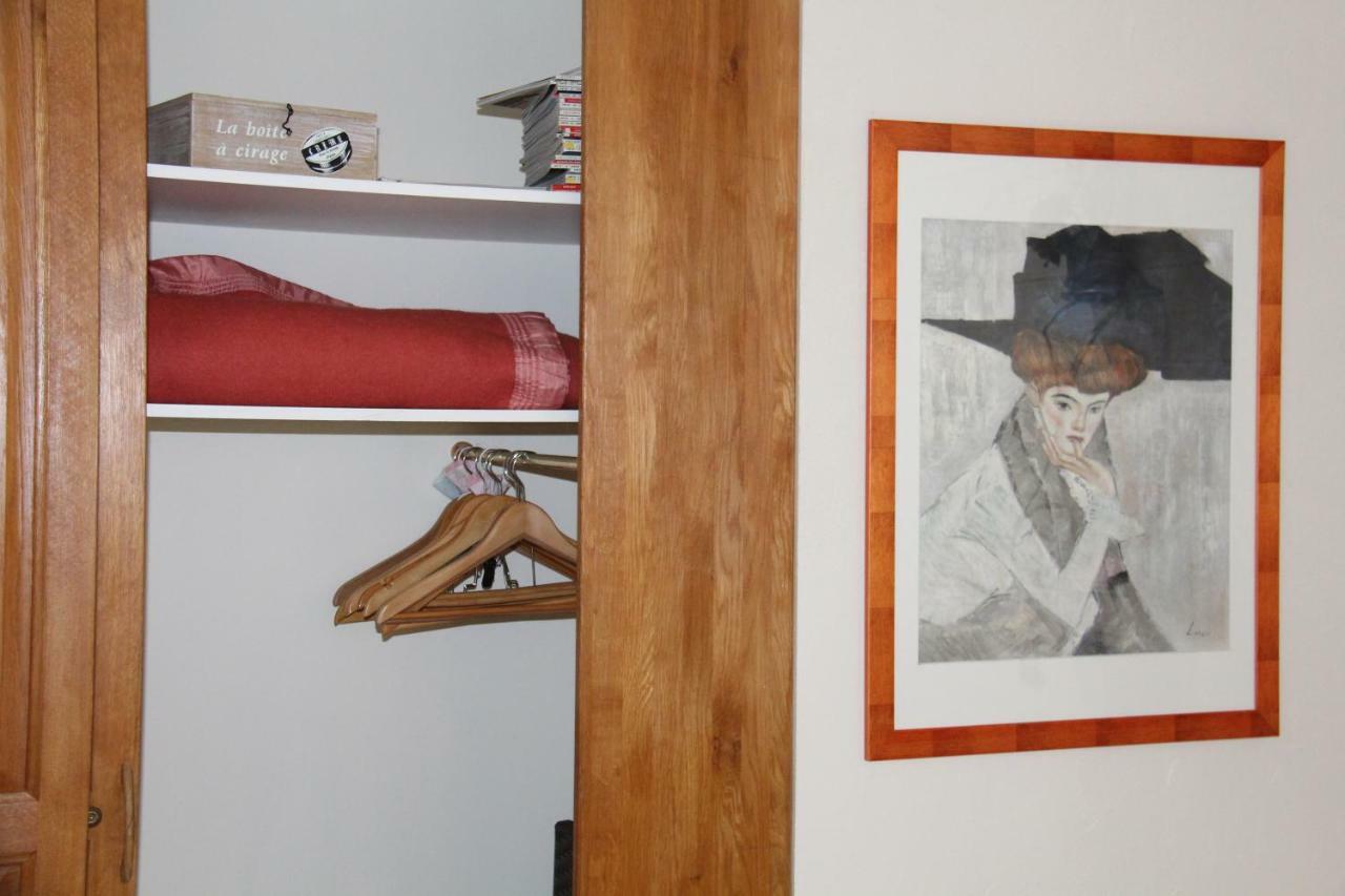 Bed and Breakfast Les Ateliers D'Art Roanne Exterior foto